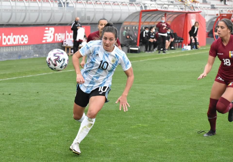 Fútbol femenino: Argentina cerró su gira por España con un triunfo y una caída