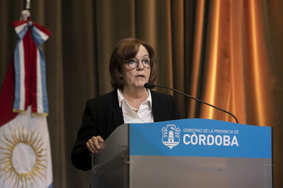 Vigo Gobierno de la Provincia de Córdoba atril Centro Cívico