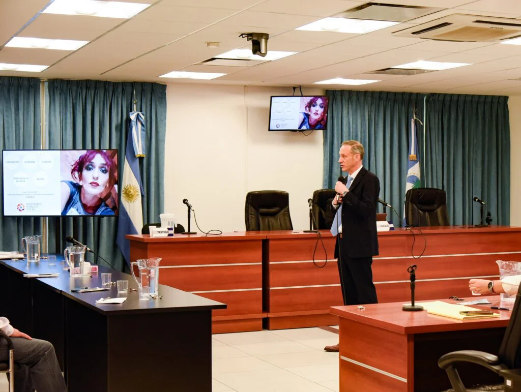Sentencia del juicio por Azul Semeñenko (Carolina Guajardo - La Revuelta)