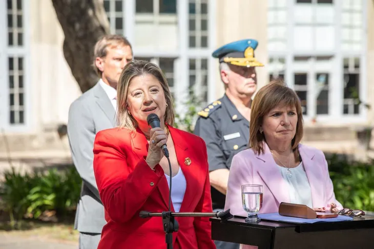 Alejandra Monteoliva y Bullrich by gentileza