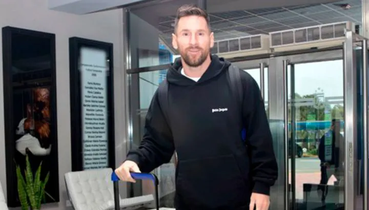 Messi llegó a Argentina (Twitter) 2