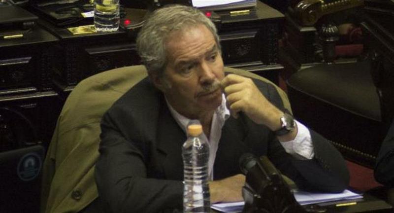 Felipe Solá