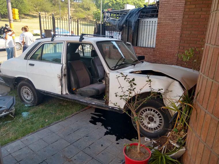 Choque de auto by Cadena 3