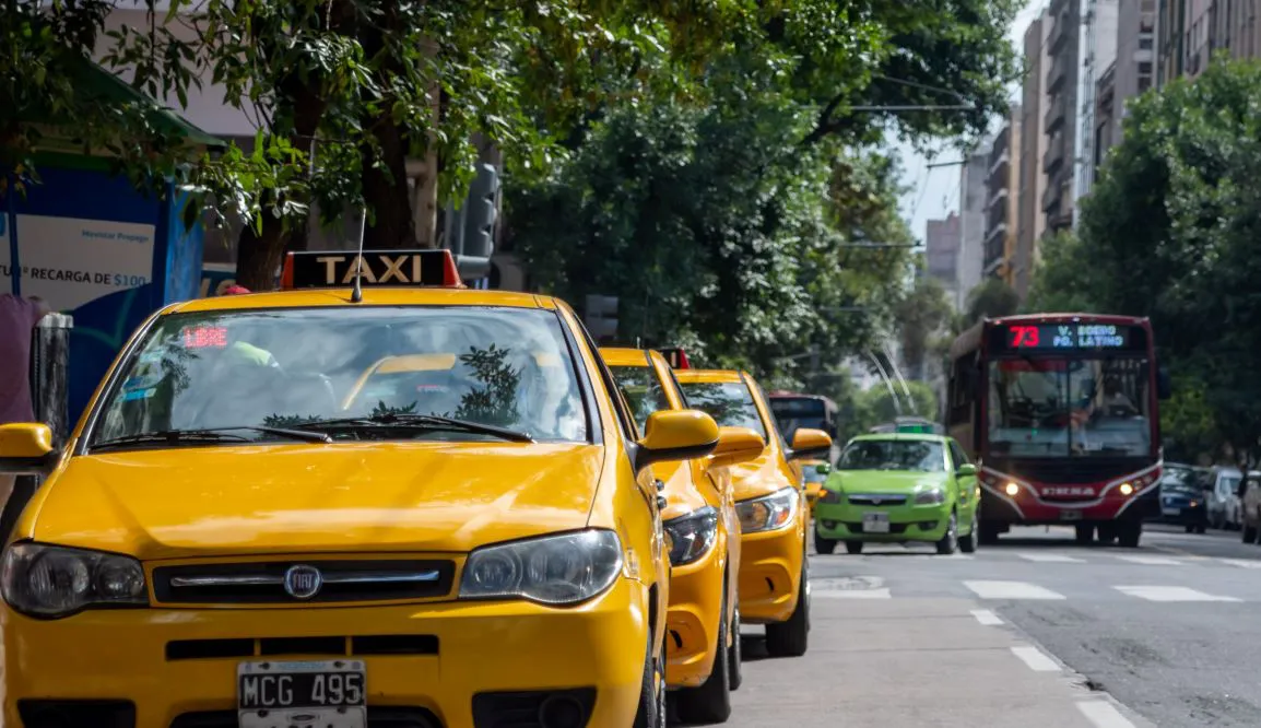 Taxis Y Remises Aumenta Un 40 La Ficha Y Un 38 De La Bajada De Bandera 0036