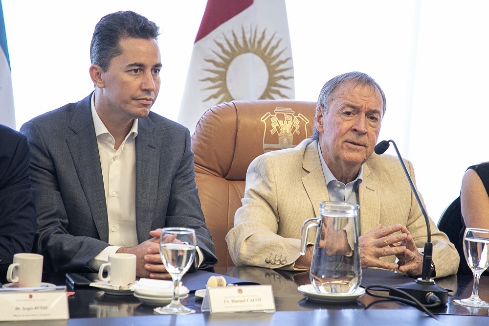 Schiaretti y Gabinete prensa Gob Cba