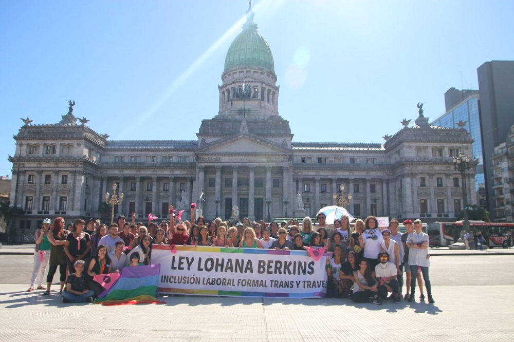 Ley Lohana Brkins