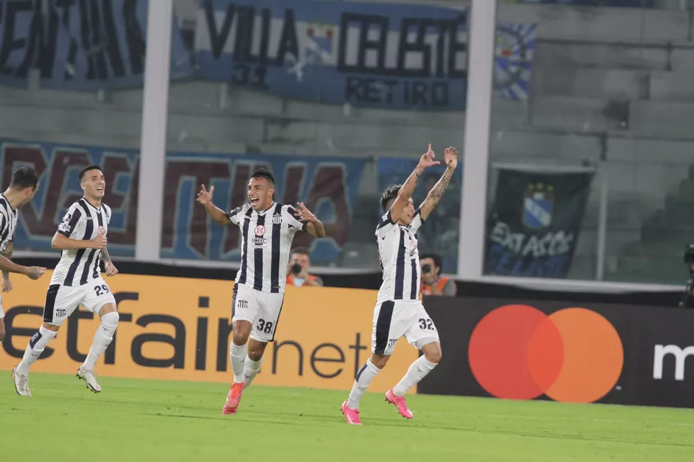 Esquivel Talleres gol