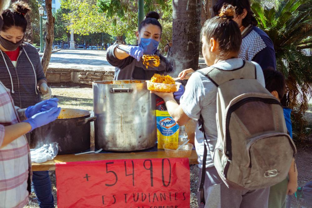 olla popular en la UNC by gentileza
