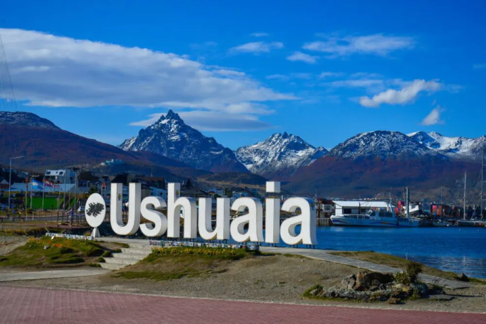 Ushuaia by TueismoUshuaia