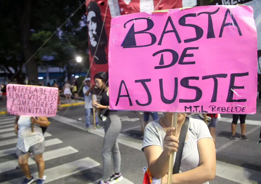 multimedia.normal.b01a018f87ce5e95.43617274656c20556e696461642050697175657465726120284e41295f6e6f726