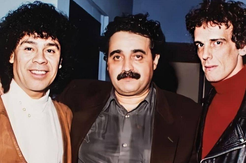 La Mona, Pelo Aprile y Spinetta