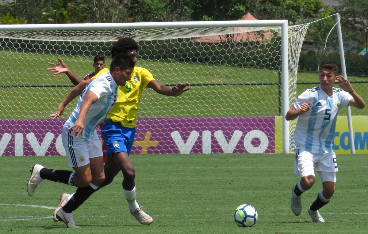 Con jugadores de Belgrano y Talleres la Selección Sub17 argentina le ganó a Brasil