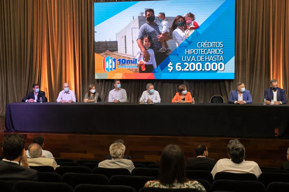 10 mil viviendas