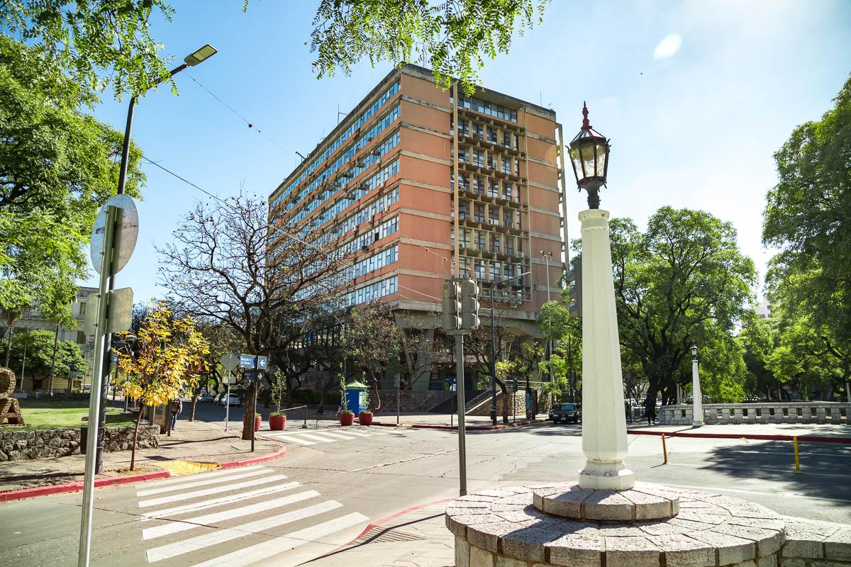 CovidCba Edificios Muni Cba © 2020 Javier Imaz_005