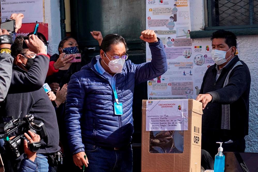 Arce vota Bolivia by Télam
