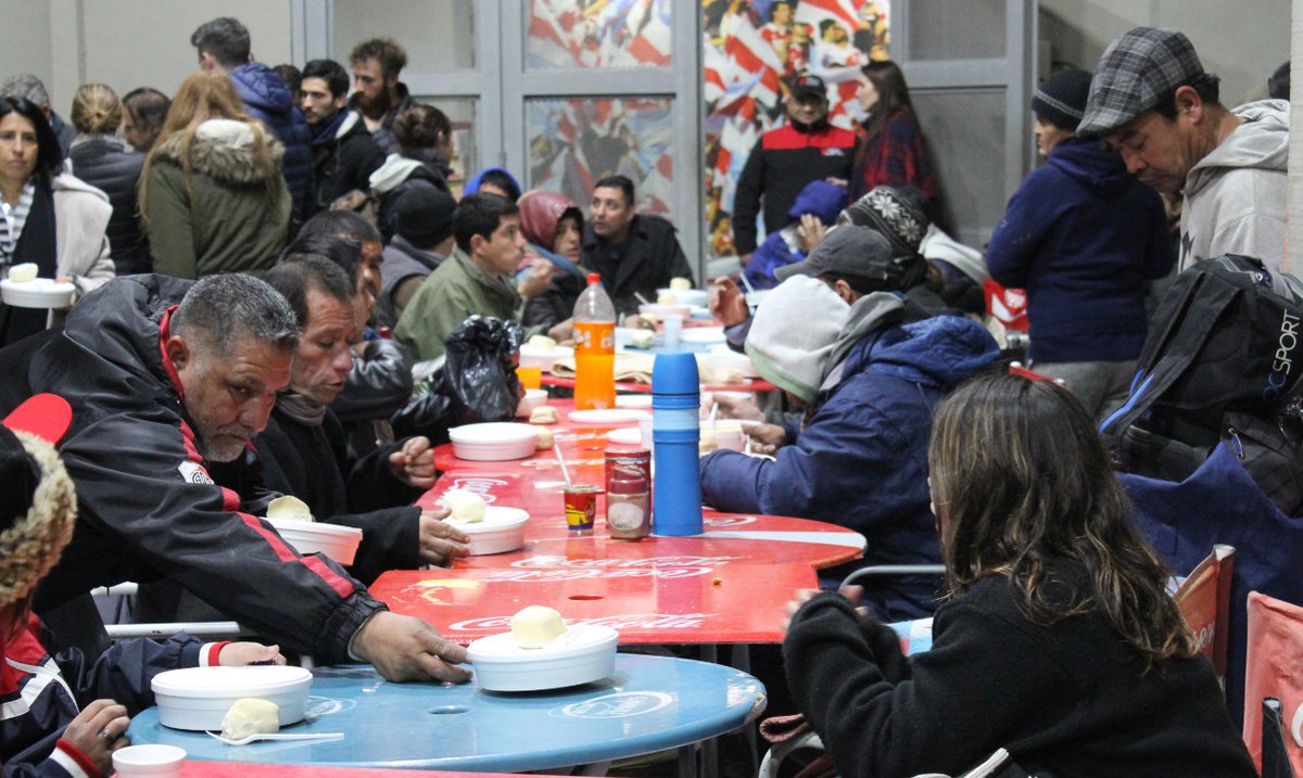 ola polar river solidario by @RiverPlate
