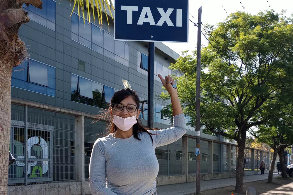 Mujeres Taxistas00001