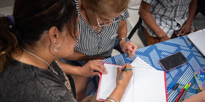 Están abiertas las inscripciones para quienes quieran terminar la primaria: cómo anotarse thumbnail