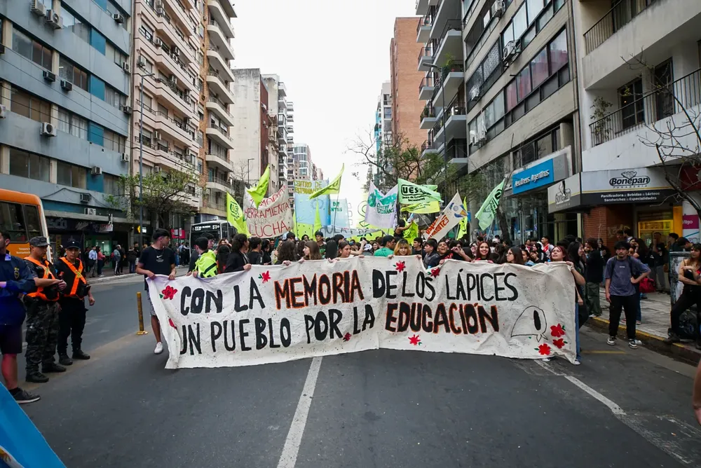 Marcha Noche de los Lápices Córdoba 2025 (Maximiliano Diana) 12