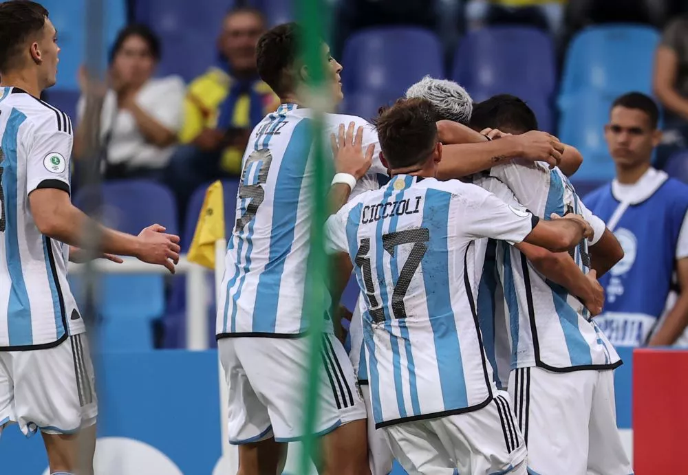 Argentina Peeru 1 a 0 by CVonmebol