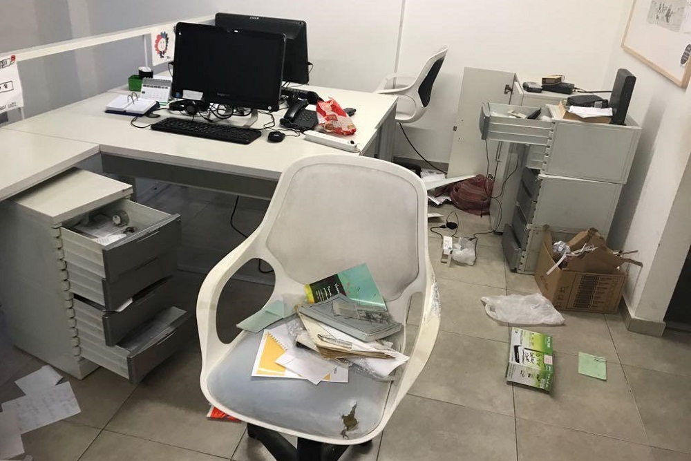 robo corresponsalía Télam La Plata by sipreba