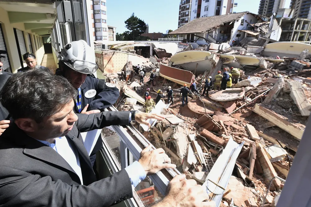 Kicillof en el derrumbe de Villa Gesell (NA)