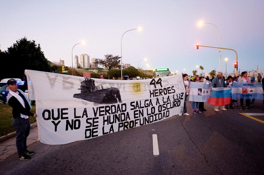 ara san juan by La capital mar del plata