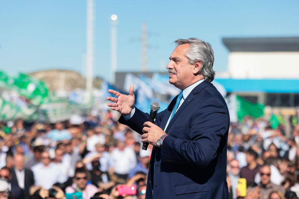 Alberto Fernandez @alferdez