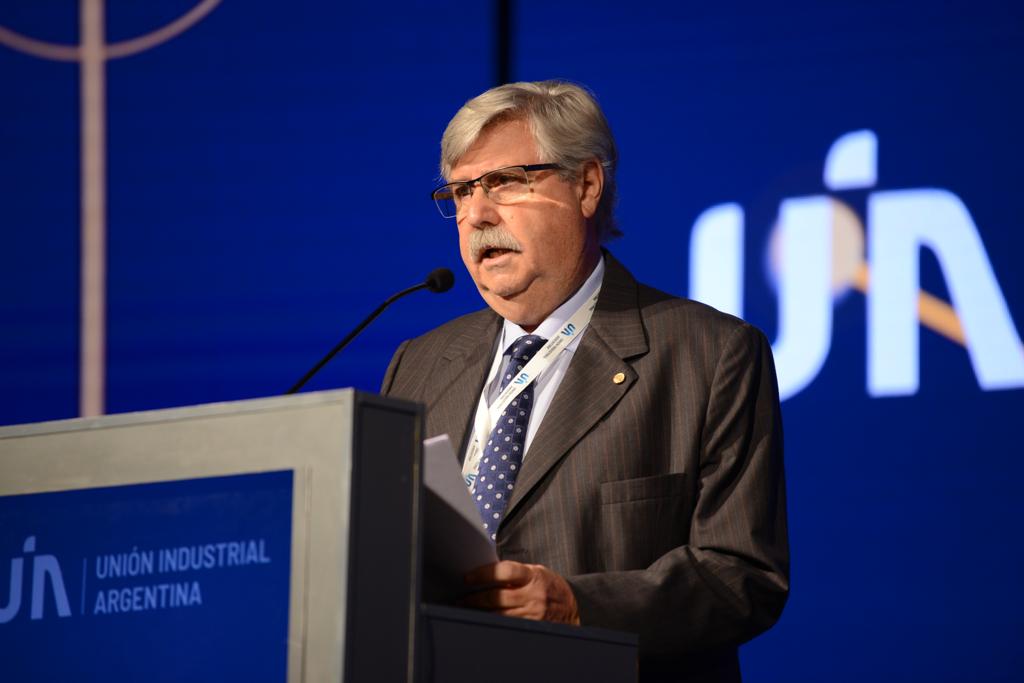 Miguel Angel odriguez UIA by @UIAcomunicacion