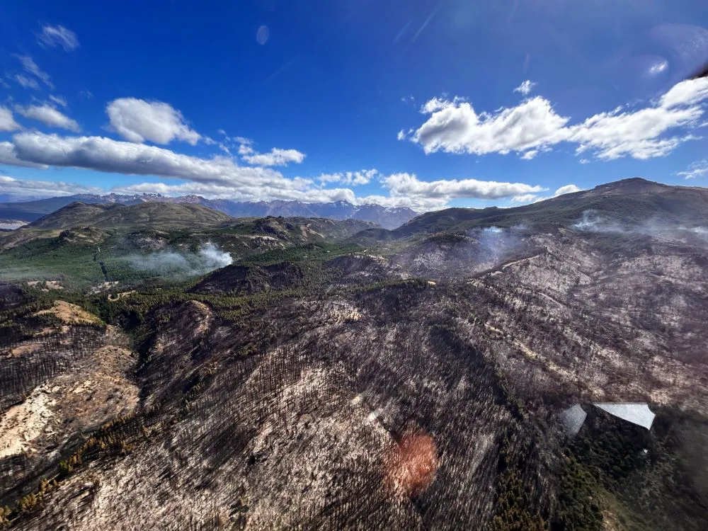 Incendio en Los Alerces by @maxijonas