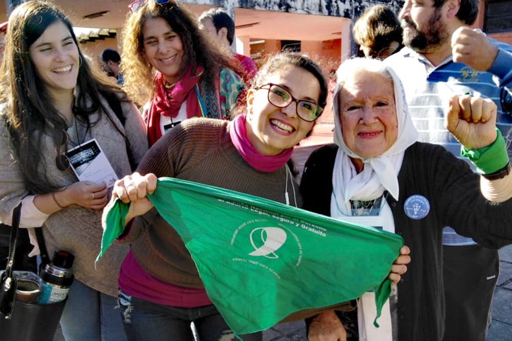 noracortiñas en la perla gentileza Mas Democracia 2