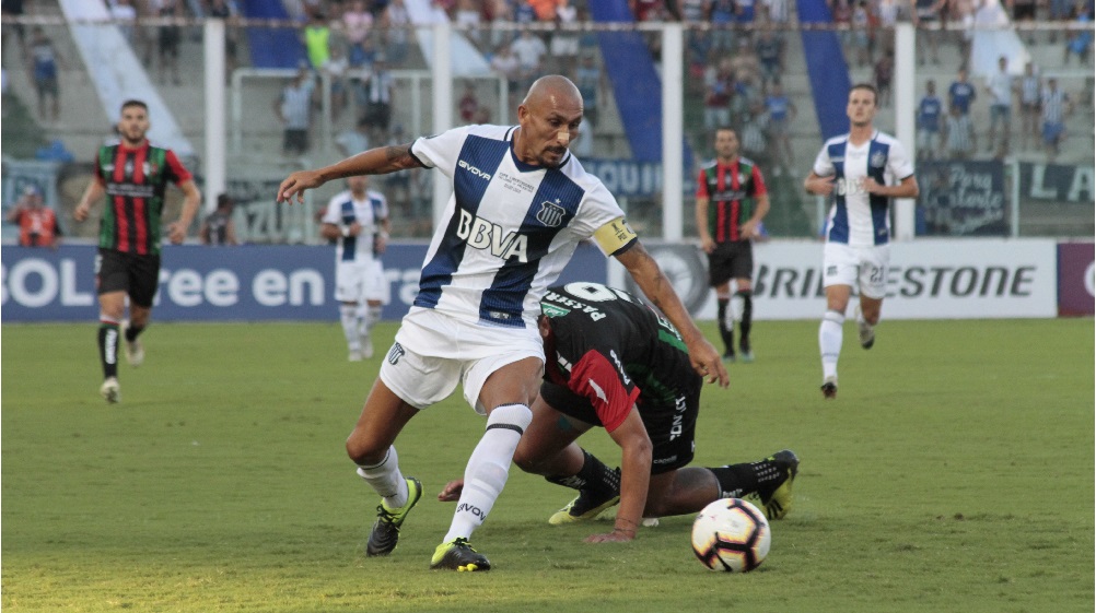 Talleres vs Palestino by Diego Roscop