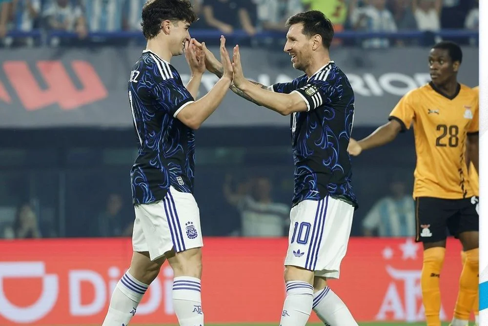 Último partido en el país: Argentina mejoró su rendimiento y derrotó sin atenuantes a Zambia por 5 a 0 thumbnail