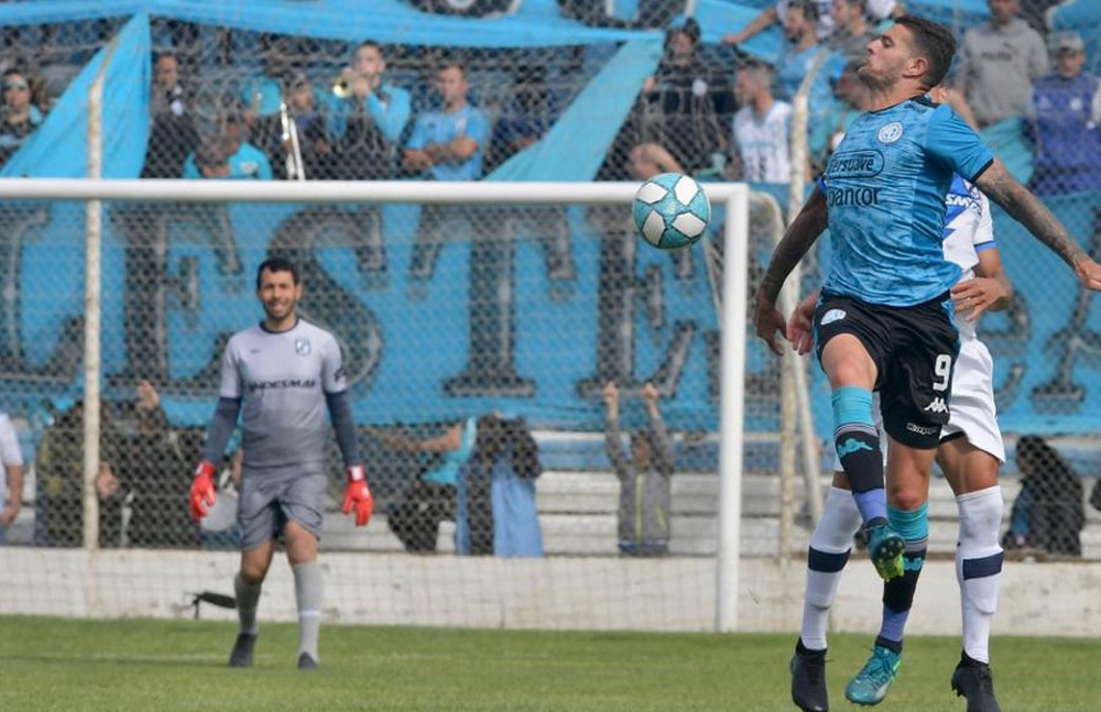 Belgrano volvió a flaquear y perdió en Puerto Madryn por 2 a 1 - Javier Imaz