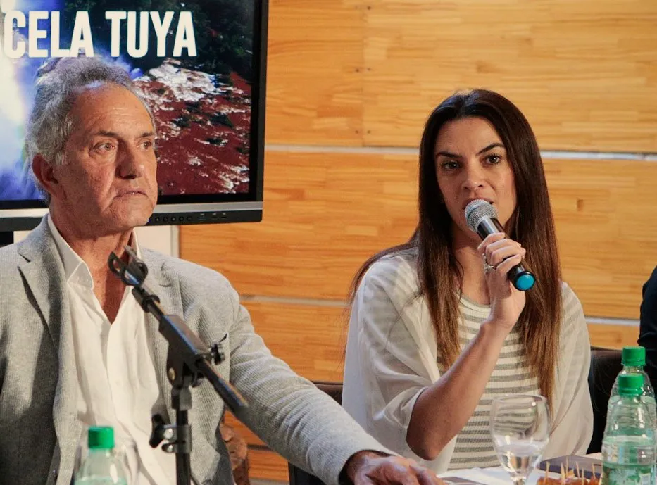 Yanina Martínez y Daniel Scioli (X de Yanina Martínez)