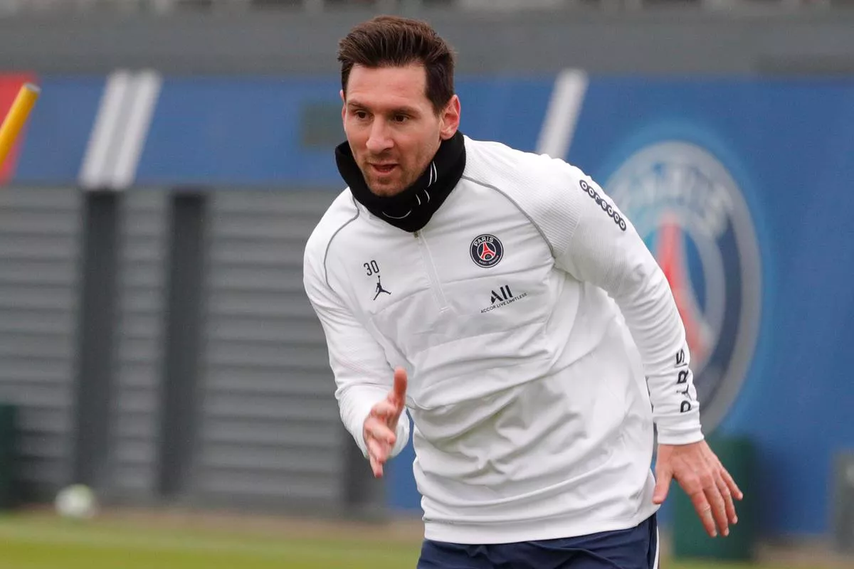 Messi entrena en PSG (NA)