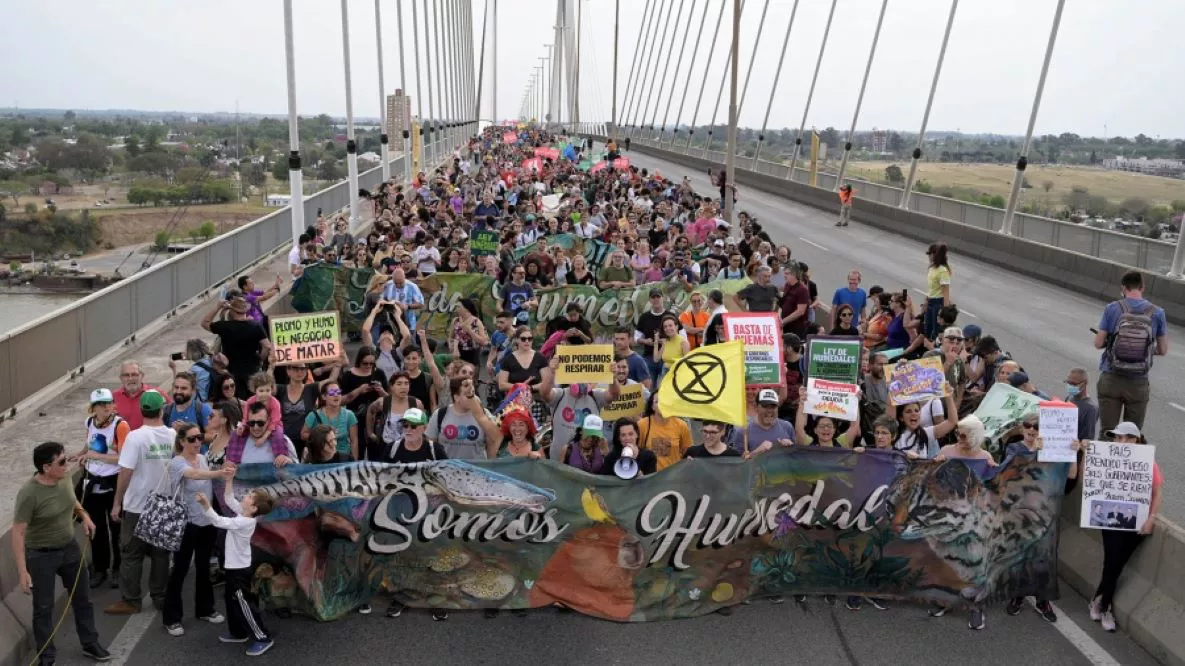 Marcha Ley Hunedales by Télam