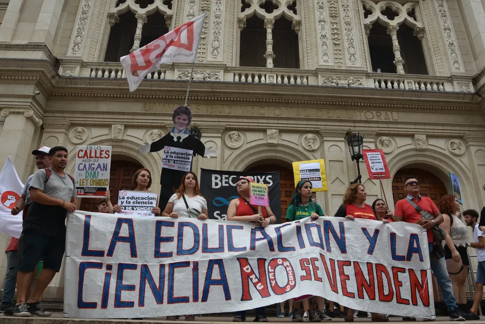 Conicet ruidazo en Santa Fe by télam