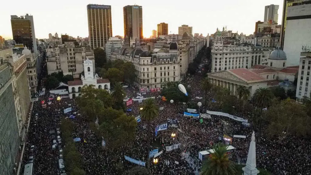 Marcha Univ