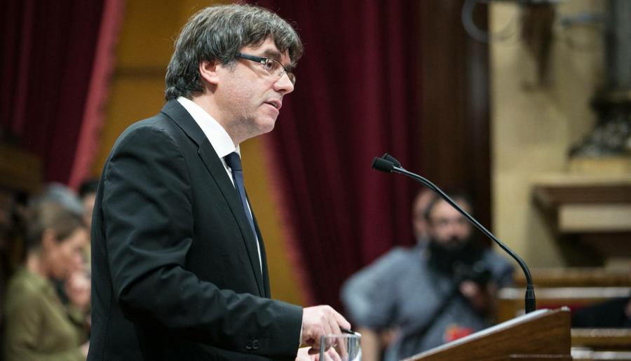 Cataluña by Albert García