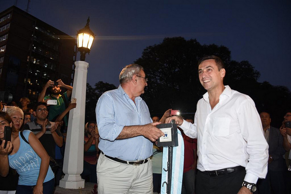 mestre inaugura iluminación cañada