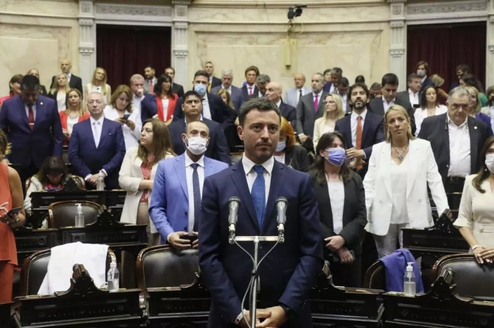 Jura Rodrigo De Loredo diputado
