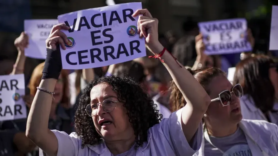 vaciar_es_cerrar_hospital_laura_bonaparte
