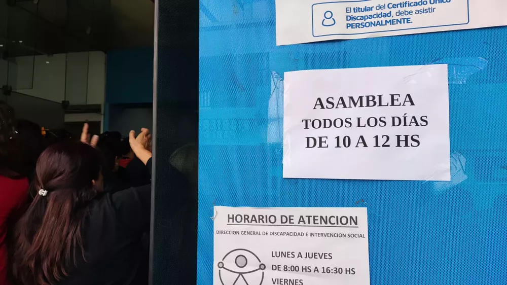 Asambleas SUOEM BY lnm