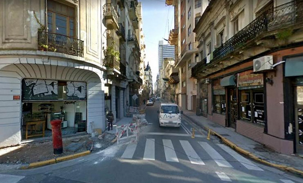 monserrat barrio porteño robo a turista sueco