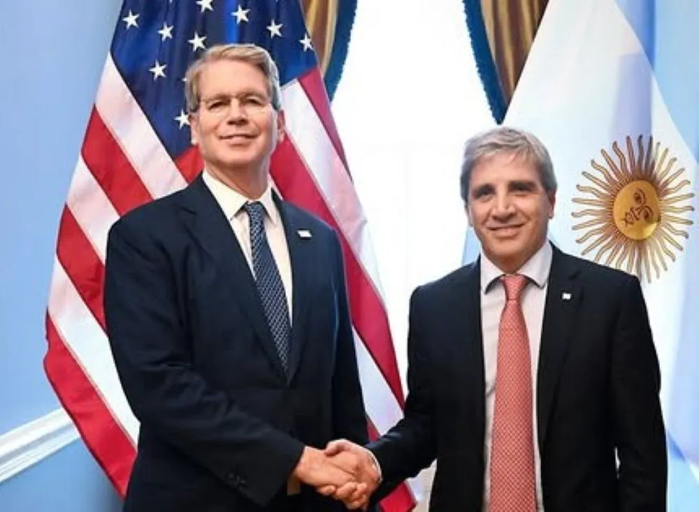 Bessent y Caputo. Imagen redes