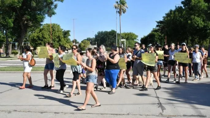 Marcha en La Playosa (El Diario del Centro del País)