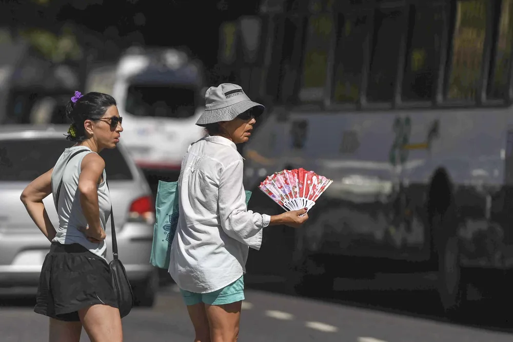 Calor by télam