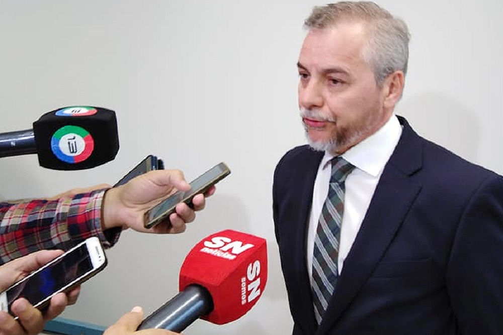 Fiscal Luis Pizarro by Puntal