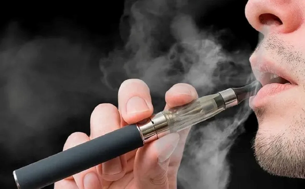 vapeo-vapeadores-cigarrillo-electronicos by LM Cipollett